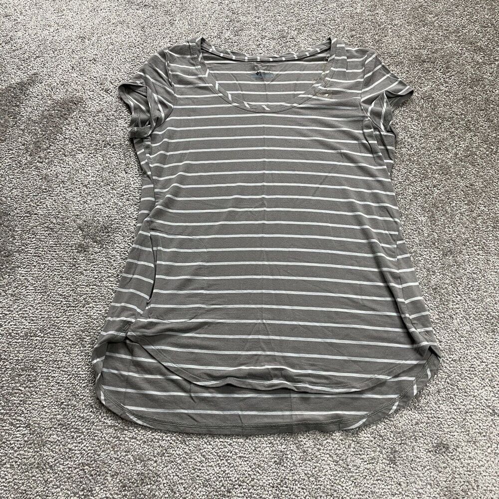 Columbia T-Shirt Top Womens Small Gray Striped Pockets Round Neck Short Sleeve
